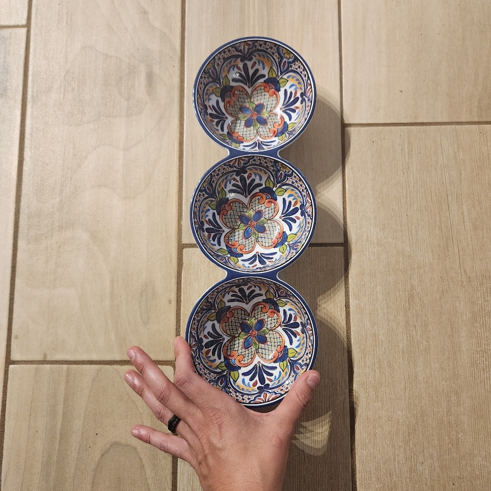 Palm Restaurant Melamin Condiment Bowls, Spanish Medallion BRAND NEW